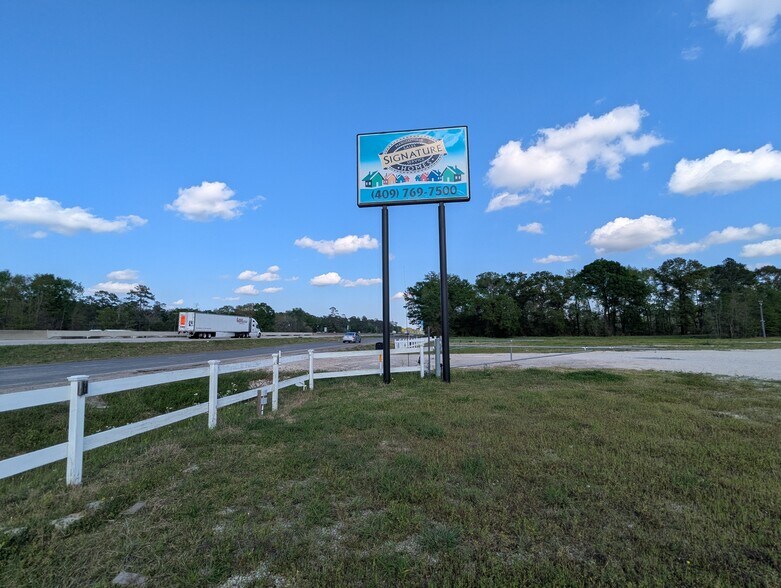 More Photos Of 16595 I-10, Vidor Land For Sale