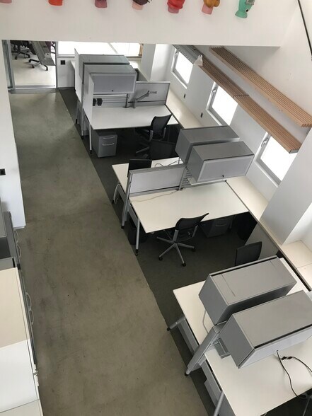 More Photos Of 110 York St, Brooklyn Office For Lease