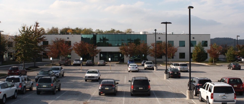 More Photos Of 250 Fame Ave, Hanover Medical For Sale