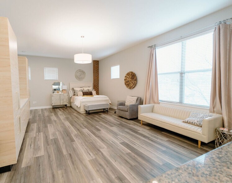 More Photos Of 622 Hemphill St, Fort Worth Medical For Sale