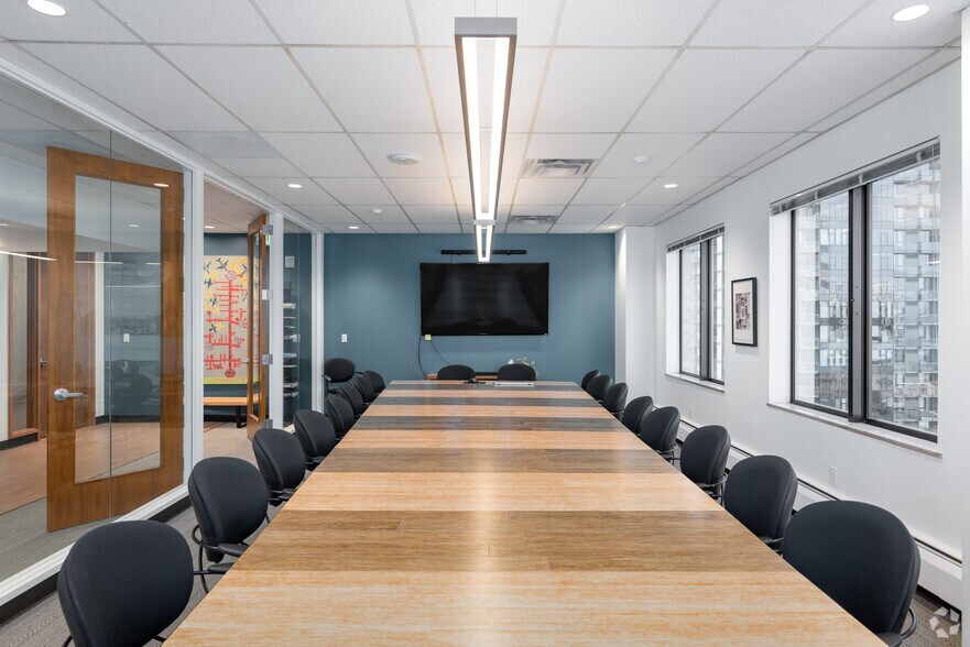 More Photos Of 2200 6th Ave, Seattle Office For Lease