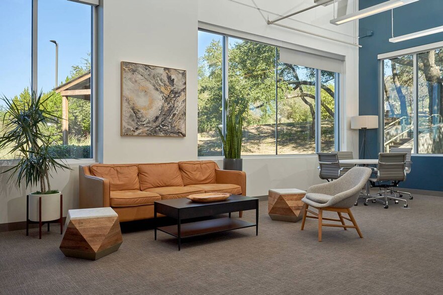 More Photos Of 7500 Rialto Blvd, Austin Unknown For Lease