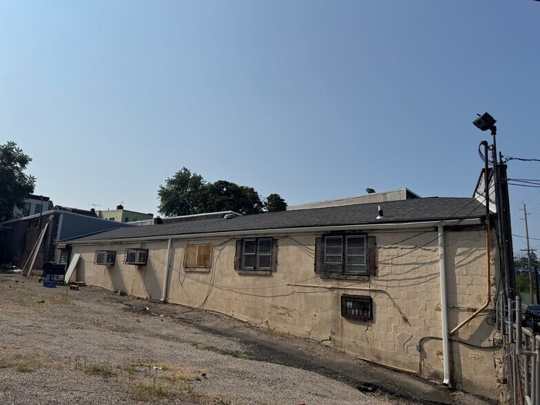 More Photos Of 470 Grove St, Irvington Industrial For Sale
