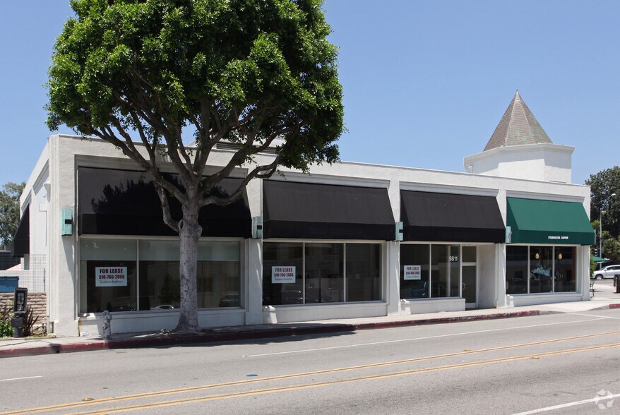 More Photos Of 9844 Wilshire Blvd, Beverly Hills Storefront For Lease