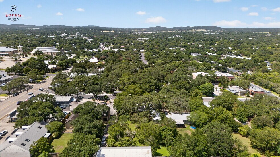 More Photos Of 115 Oak Park Dr, Boerne Office For Sale