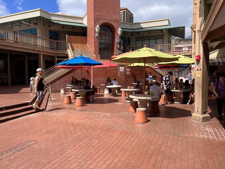 More Photos Of 1120 Maunakea St, Honolulu Unknown For Lease
