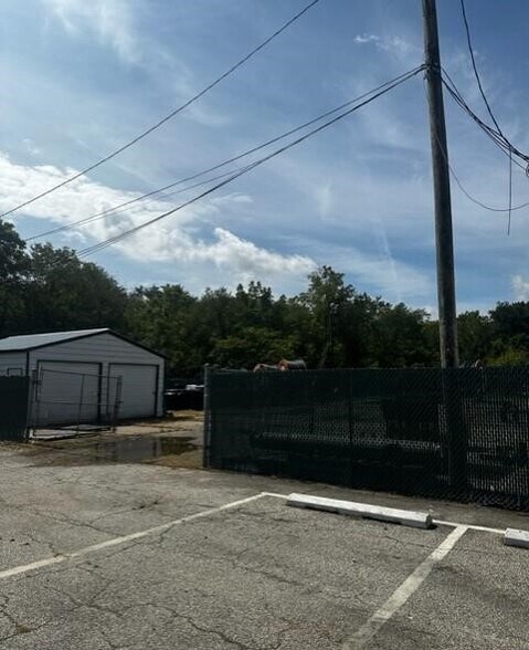 More Photos Of 700 Shiloh Pike, Bridgeton Office For Lease