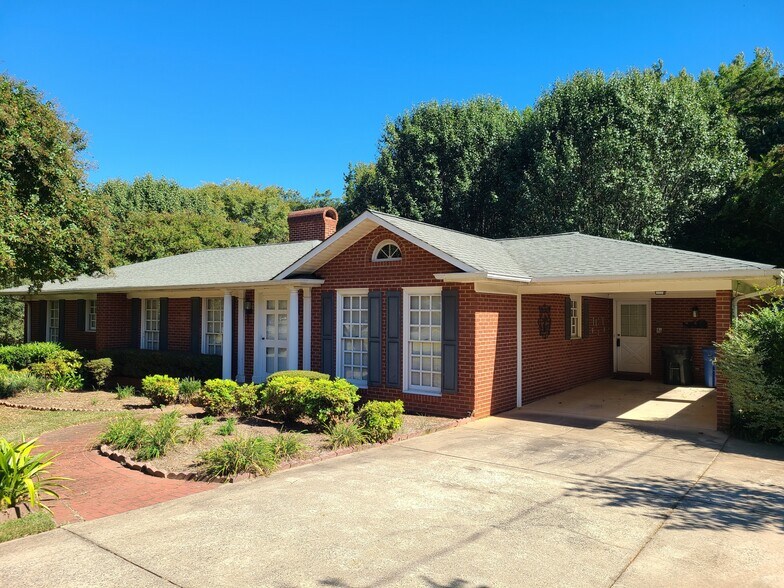 More Photos Of 4514 Wilgrove Mint Hill Rd, Mint Hill Office Residential For Sale