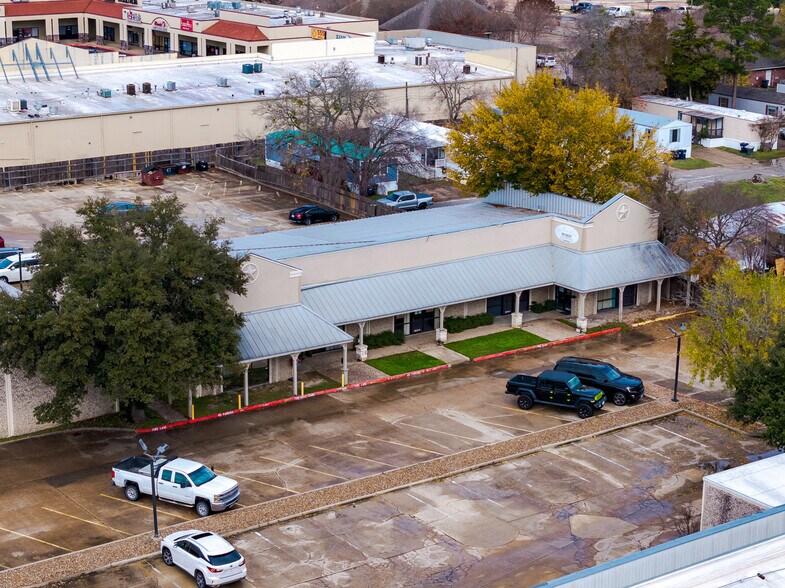 More Photos Of 2551-2553 S Texas Ave, College Station Unknown For Lease