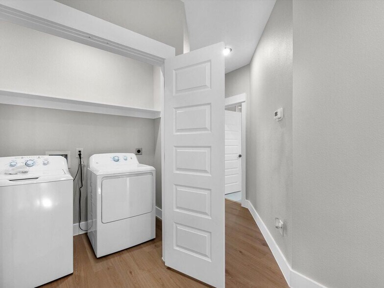 More Photos Of 1030 Reverend B J Lewis dr, Houston Apartments For Sale