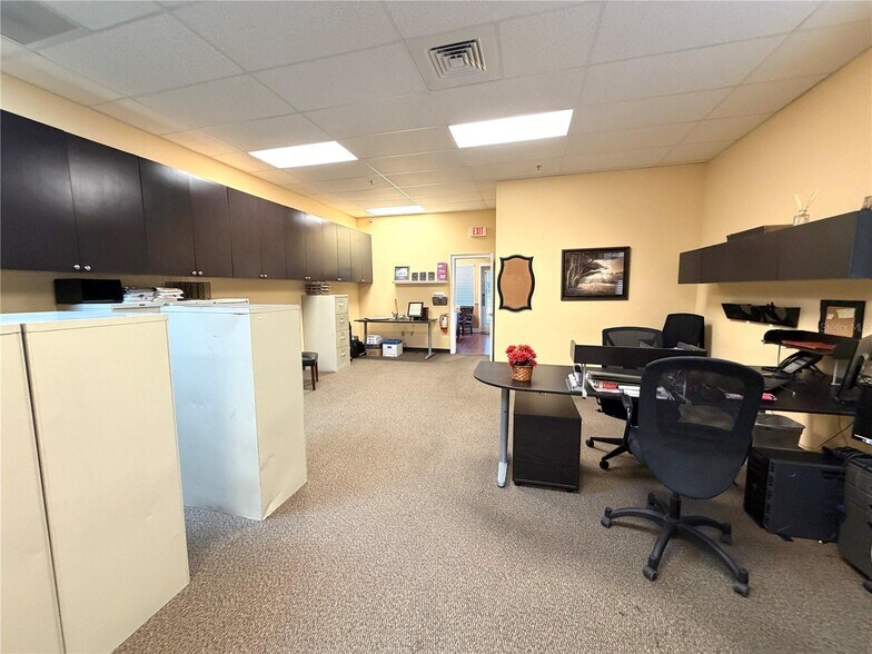 More Photos Of 3246 W Lake Mary Blvd, Lake Mary Office For Sale