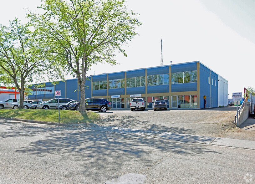 Primary Photo Of 9333 37 Av NW, Edmonton Flex For Lease