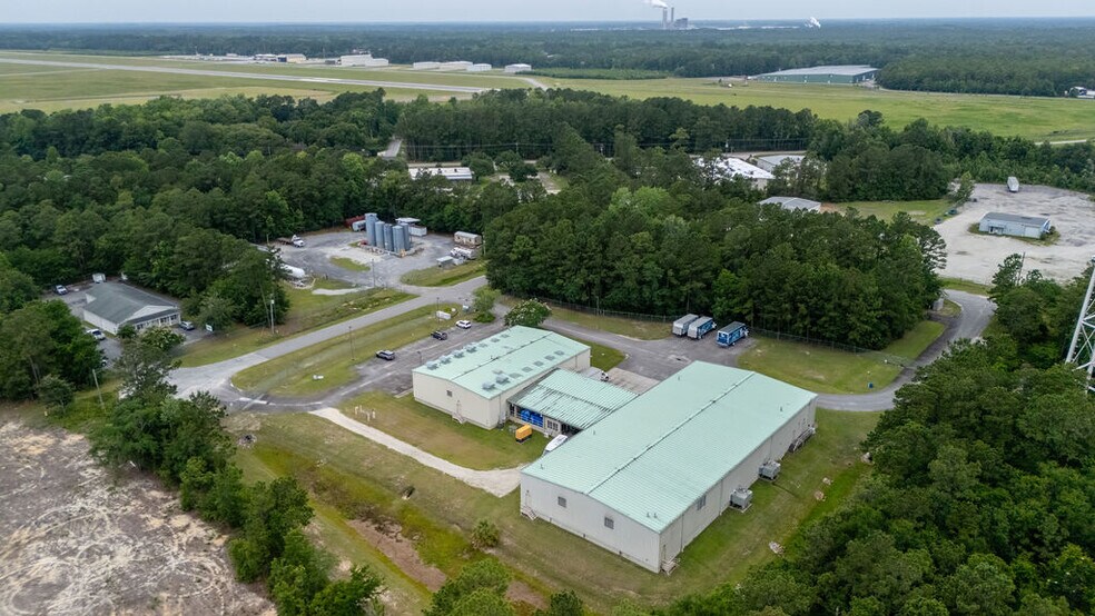 More Photos Of 149 Piper Ln, Georgetown Industrial For Lease