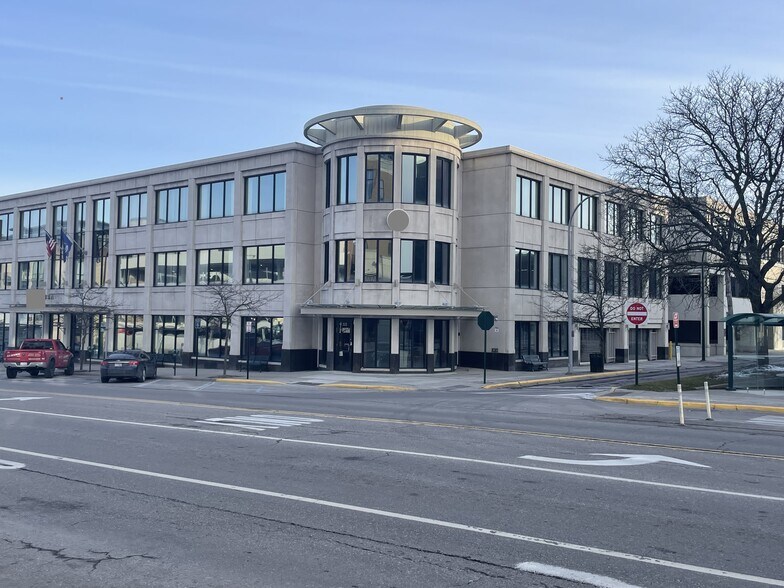 Primary Photo Of 322 N Old Woodward Ave, Birmingham Office For Sale