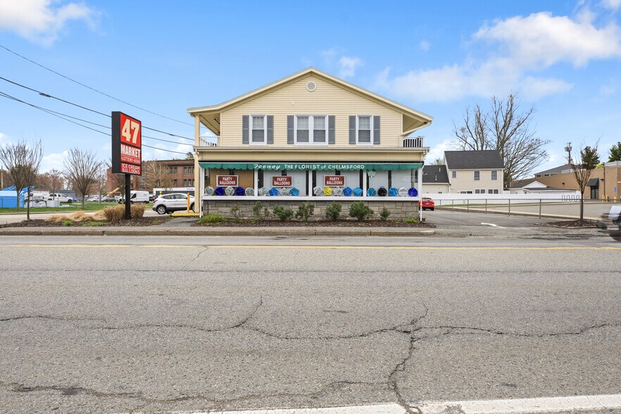 More Photos Of 47 Chelmsford St, Chelmsford Storefront Retail Residential For Sale