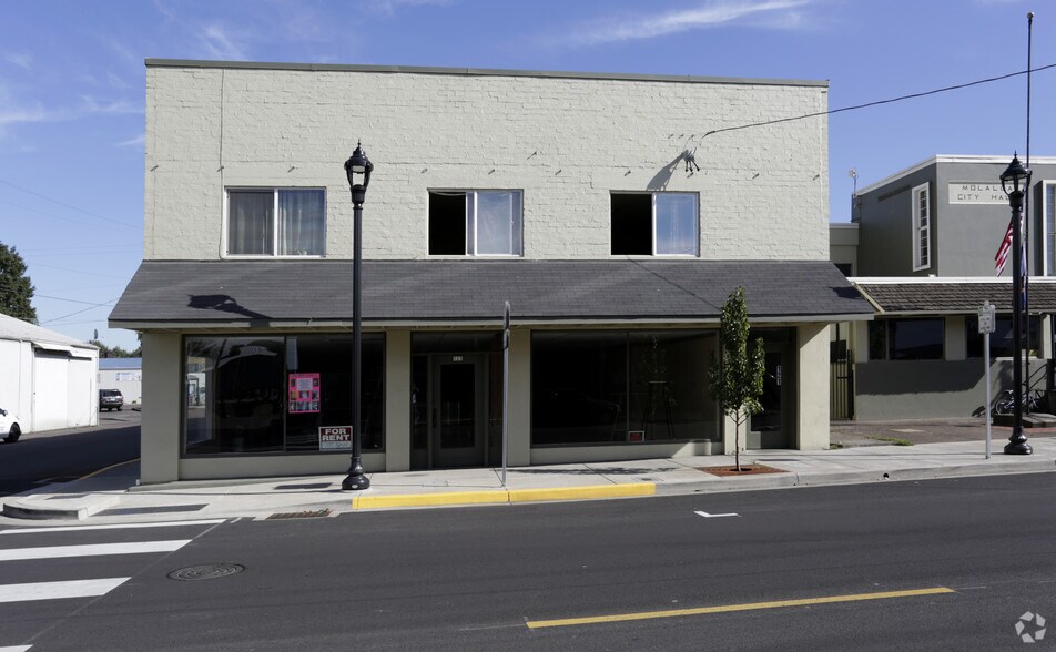 Primary Photo Of 108 Ross St, Molalla General Retail For Lease