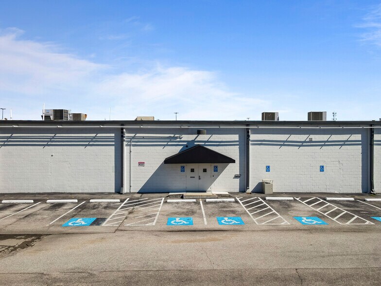 More Photos Of 6120 Scott St, Houston Unknown For Lease