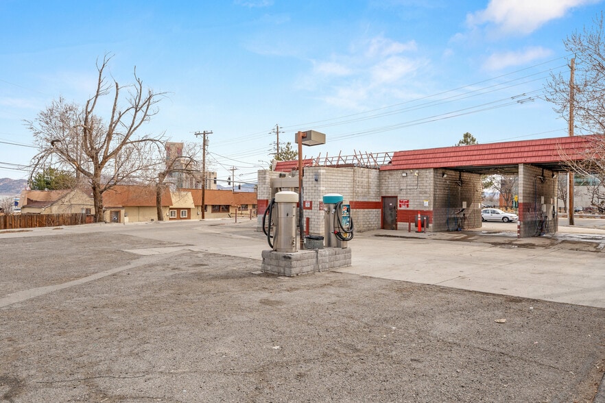 More Photos Of 235 W Moana Ln, Reno Carwash For Sale