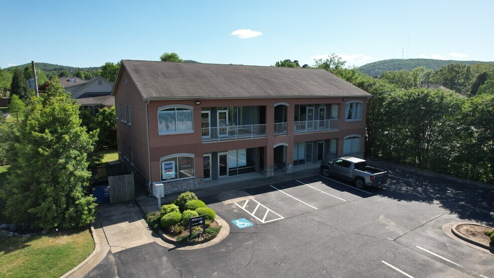 More Photos Of 16603 Cantrell Rd, Little Rock Unknown For Lease