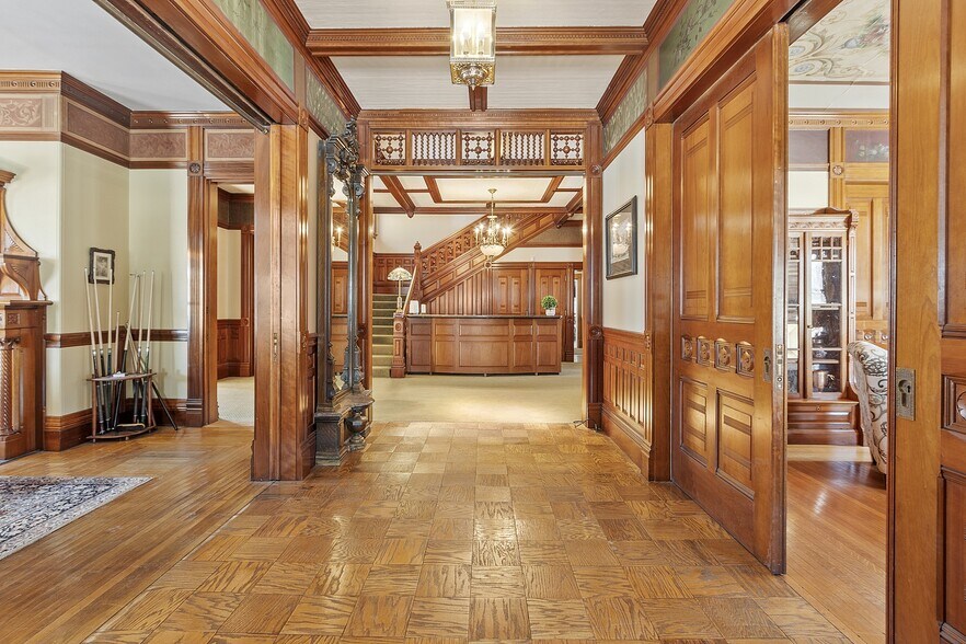 More Photos Of 2 South St, Grafton Office For Sale