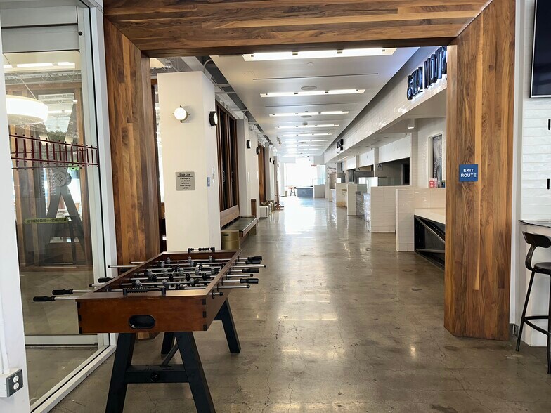 More Photos Of 3500 Wilshire Blvd, Los Angeles General Retail For Sale