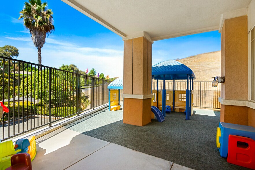 More Photos Of 2090 Chino Hills Pkwy, Chino Hills Schools For Lease