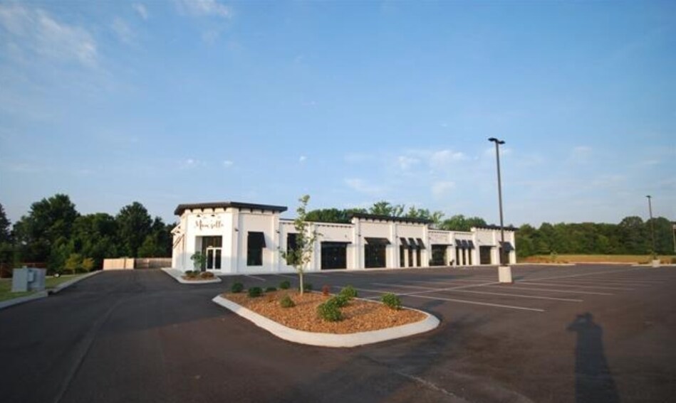More Photos Of 1356 Union University Dr, Jackson Medical For Lease