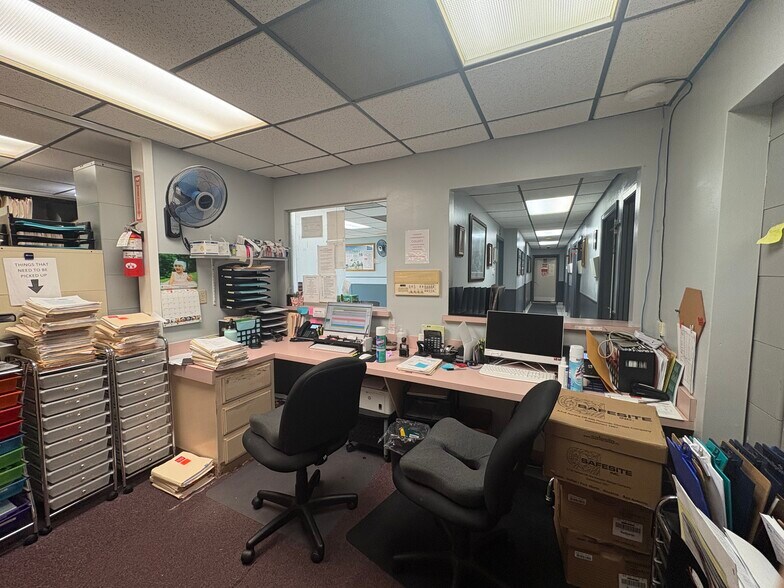 More Photos Of 523 W Wheatland Rd, Duncanville Medical For Sale