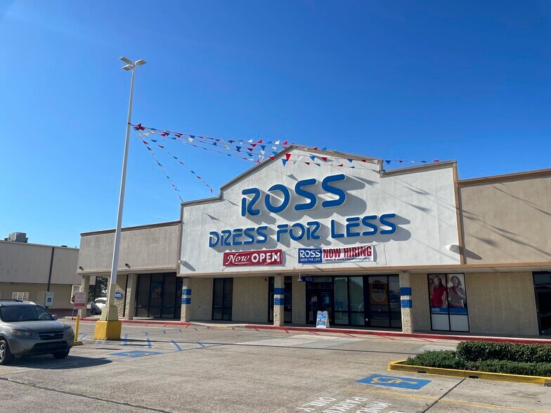 Primary Photo Of 10-62 Westbank Expy, Gretna Unknown For Lease