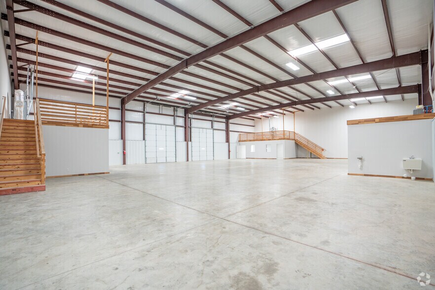 More Photos Of 48 County Road 265, Alabaster Unknown For Lease