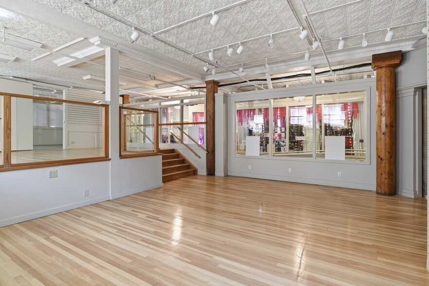 More Photos Of 150 Main St, Northampton Storefront For Lease