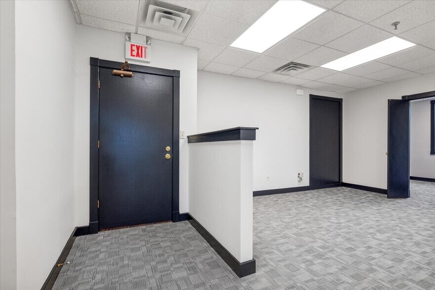 More Photos Of 775 Mountain Blvd, Watchung Office For Lease