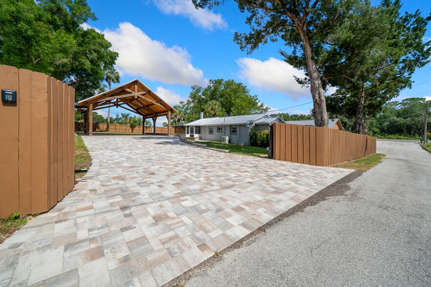 More Photos Of 5830 W Gulf To Lake Hwy, Crystal River Office For Sale