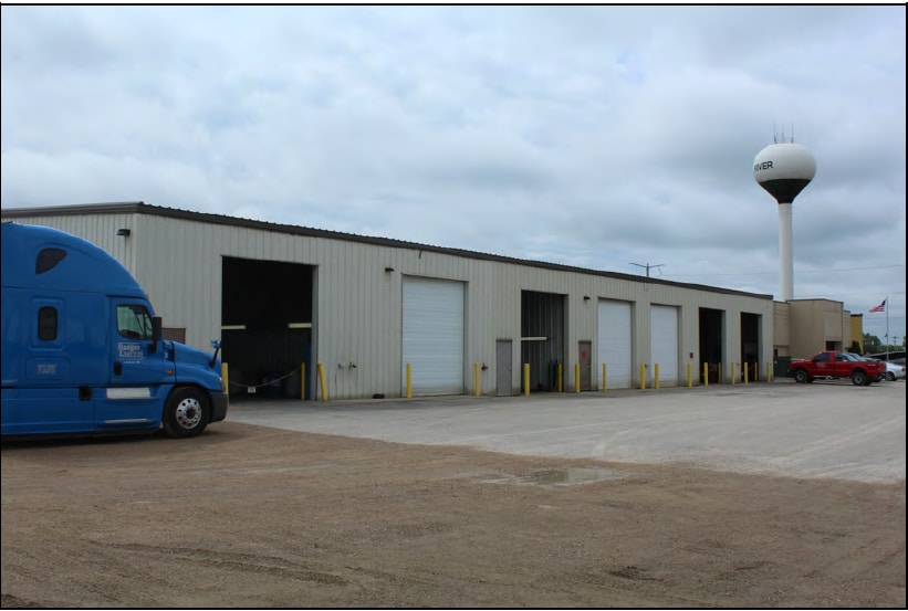 More Photos Of 181 Quality Ct, Fall River Flex For Sale