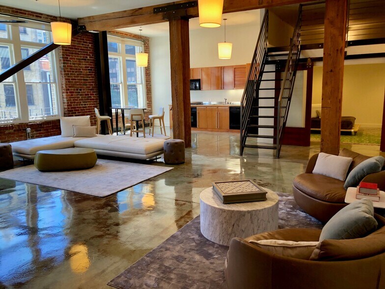 More Photos Of 580 Howard St, San Francisco Apartments For Lease