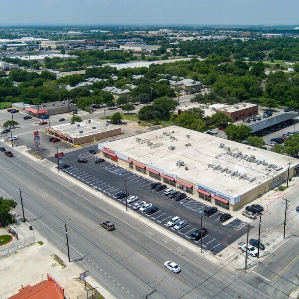 More Photos Of 6623 S Zarzamora St, San Antonio Freestanding For Sale
