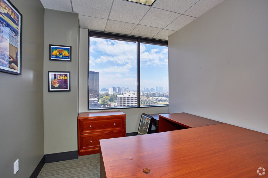 More Photos Of 11755 Wilshire Blvd, Los Angeles Office For Lease