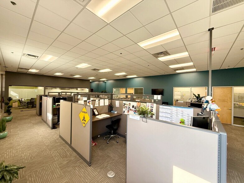 More Photos Of 398 S Arizona Ave, Chandler Freestanding For Sale