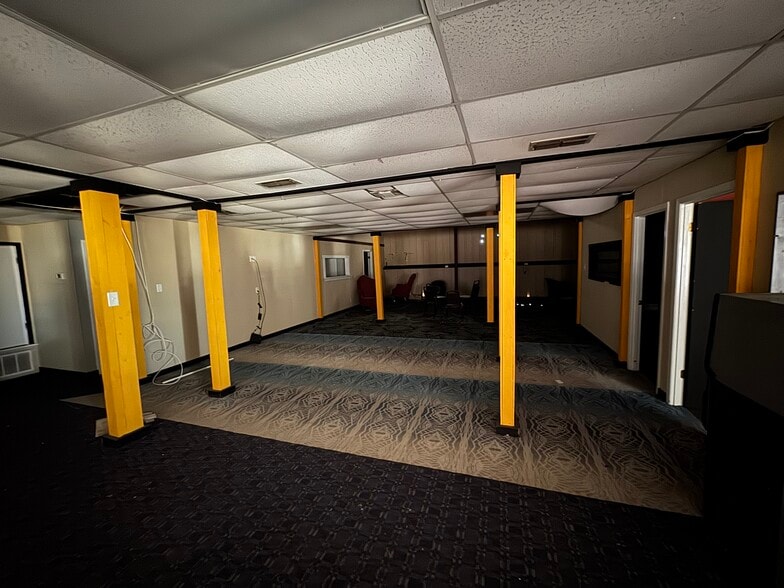 More Photos Of 14550 E Interstate 10, Marion Flex For Lease