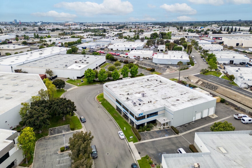 More Photos Of 231 W Blueridge Ave, Orange Manufacturing For Sale