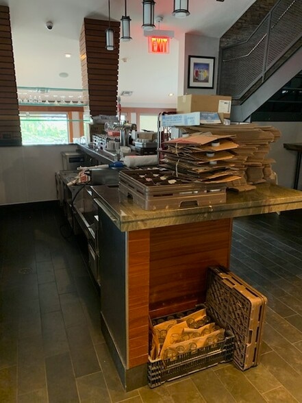 More Photos Of 718 Central Park Ave, Scarsdale Restaurant For Sale