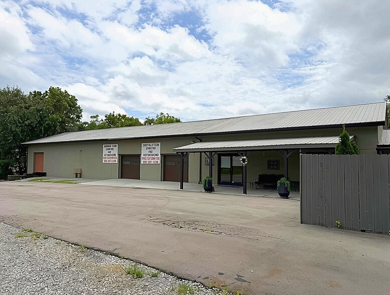 More Photos Of 5136 Highway 321 N, Lenoir City Warehouse For Sale
