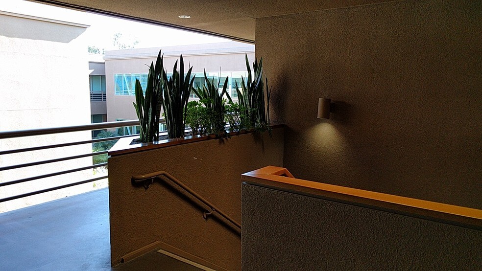 More Photos Of 9888 Carroll Centre Rd, San Diego Office For Sale