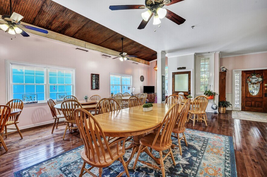 More Photos Of 24 Van Horne Ave, Tybee Island Hospitality For Sale