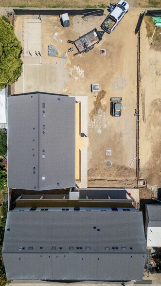 More Photos Of 40 W 13th St, Merced Apartments For Sale