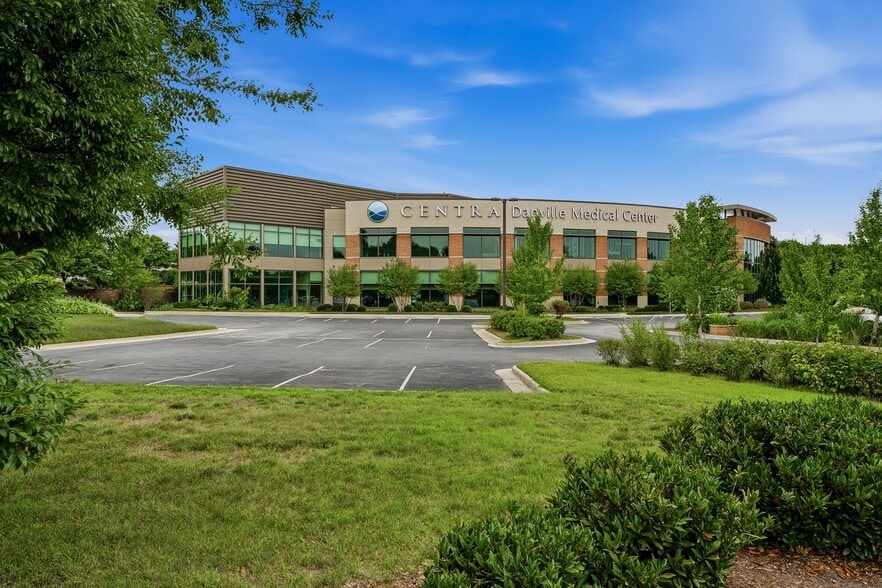 More Photos Of 414 Park Ave, Danville Medical For Lease