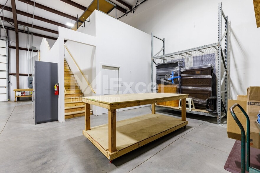 More Photos Of 5682 W 670 S, Hurricane Warehouse For Sale