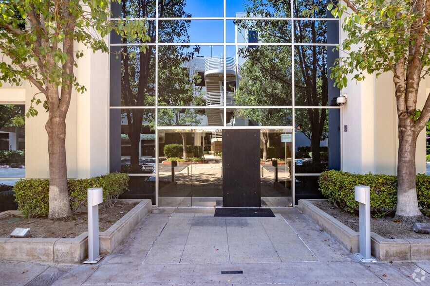 More Photos Of 21950 Copley Dr, Diamond Bar Office For Lease