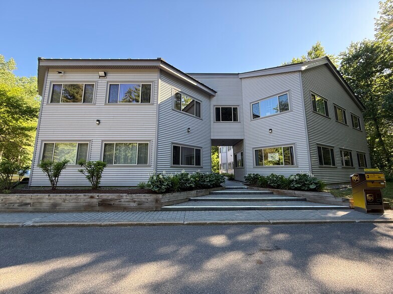 More Photos Of 1740 Massachusetts Ave, Boxborough Office For Lease