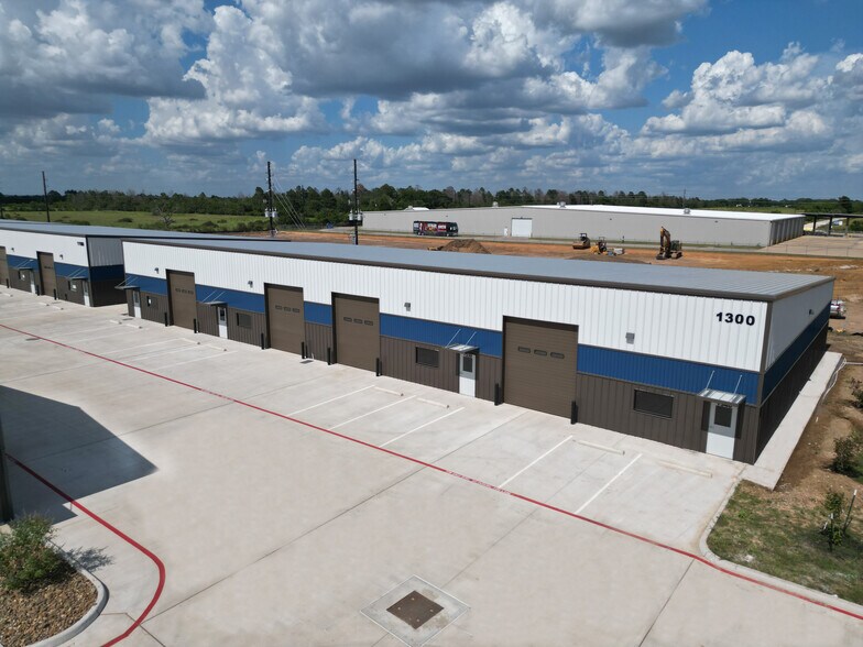 More Photos Of 30110 Binford Park Rd, Waller Unknown For Lease